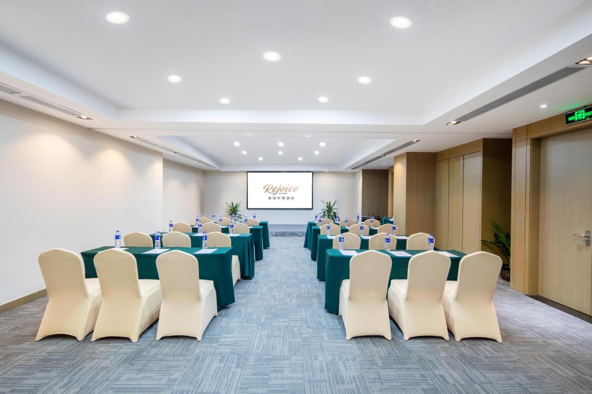 Guangzhou Baiyun Airport Rejoice By Argyle Hotel Rehe Metro Exit B --Free Shuttle Bus Is Provided During The 137Th Canton Fair Ngoại thất bức ảnh