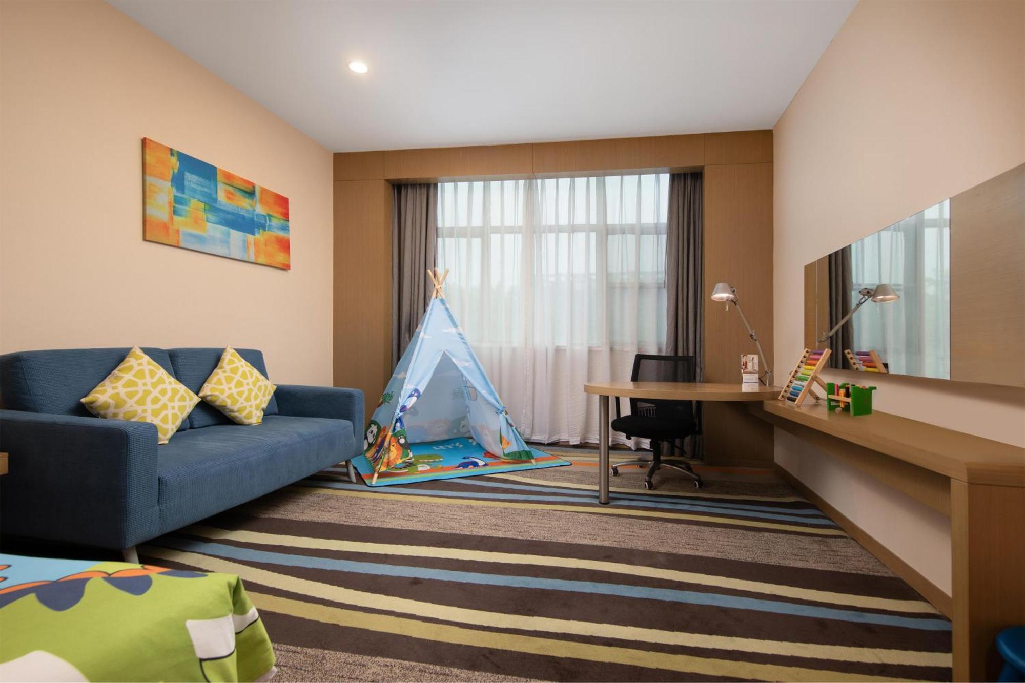 Guangzhou Baiyun Airport Rejoice By Argyle Hotel Rehe Metro Exit B --Free Shuttle Bus Is Provided During The 137Th Canton Fair Ngoại thất bức ảnh