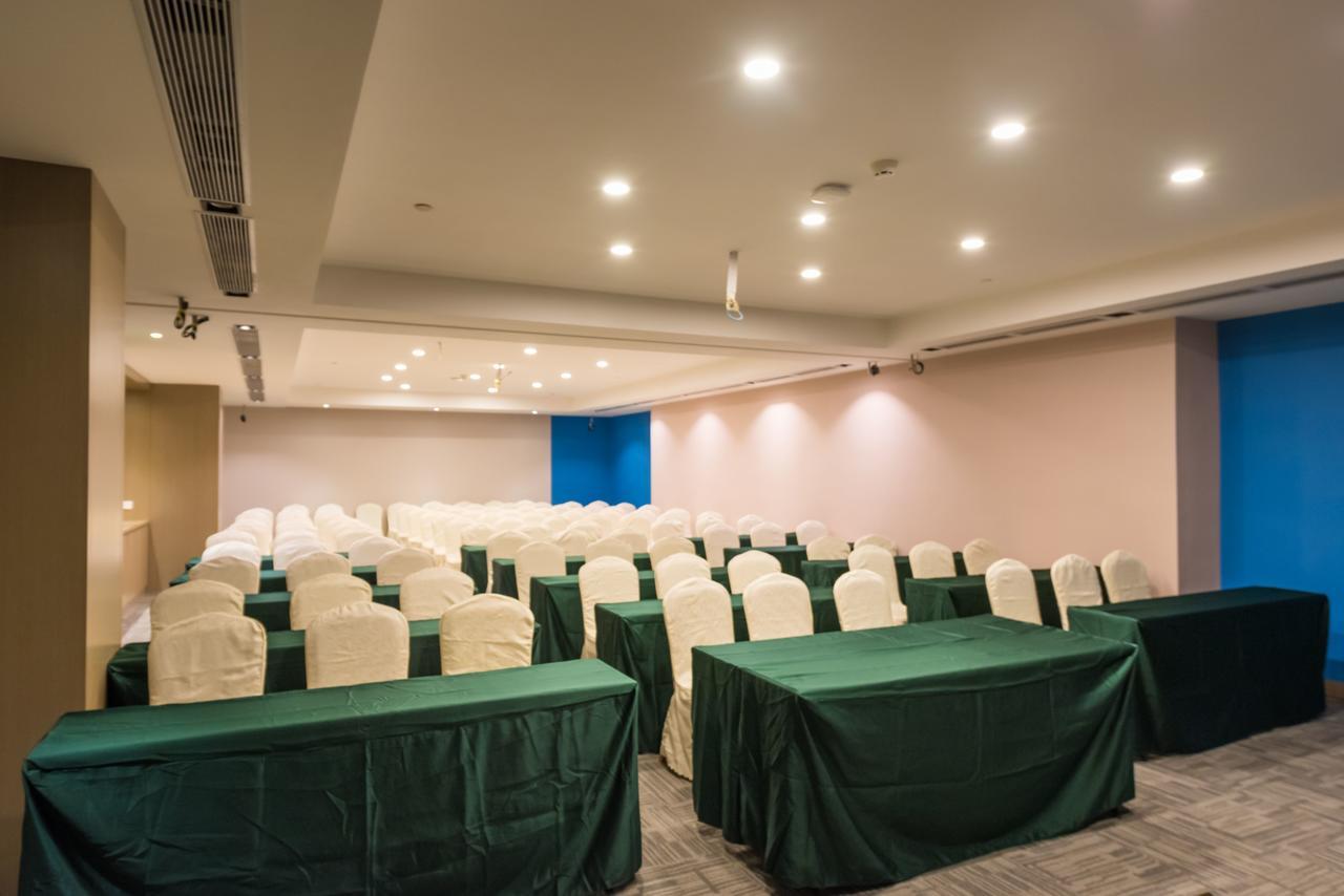 Guangzhou Baiyun Airport Rejoice By Argyle Hotel Rehe Metro Exit B --Free Shuttle Bus Is Provided During The 137Th Canton Fair Ngoại thất bức ảnh