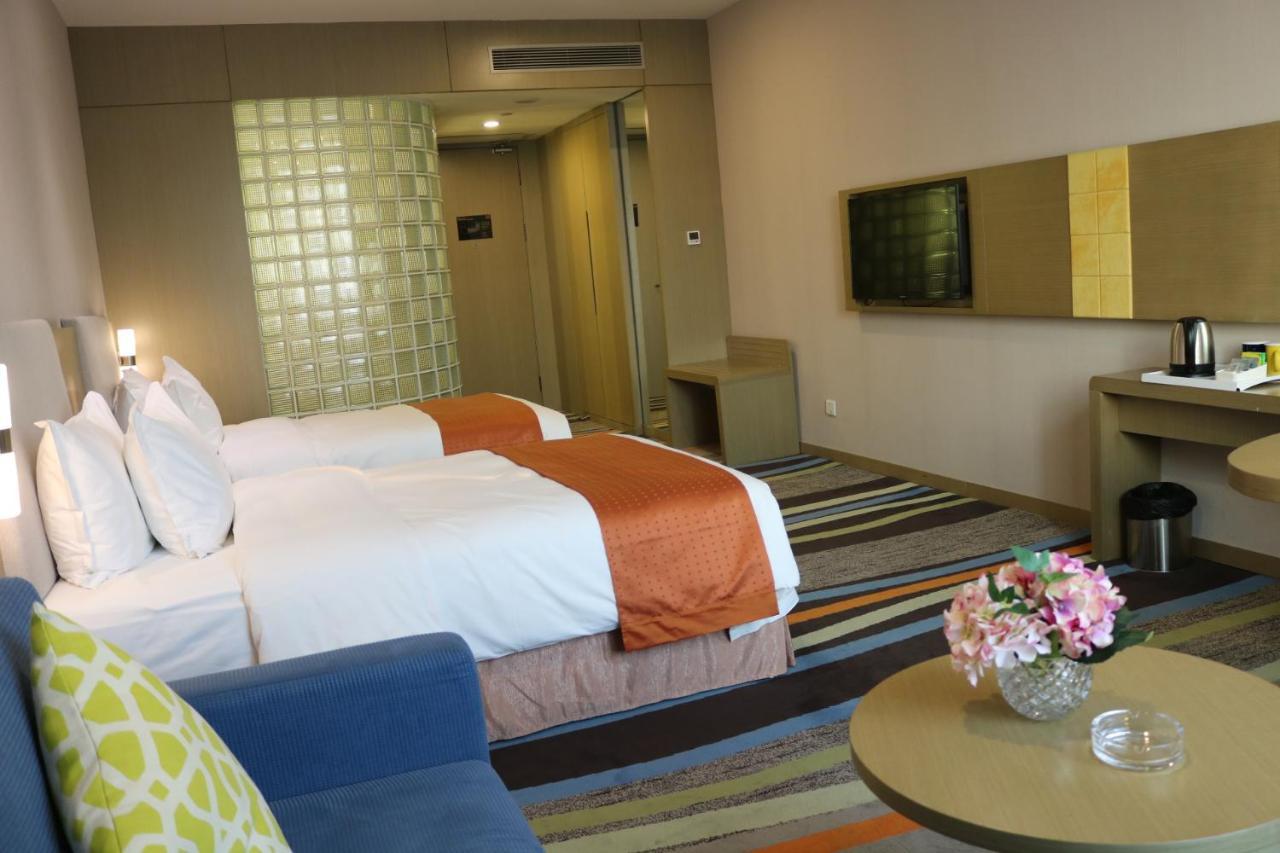 Guangzhou Baiyun Airport Rejoice By Argyle Hotel Rehe Metro Exit B --Free Shuttle Bus Is Provided During The 137Th Canton Fair Ngoại thất bức ảnh