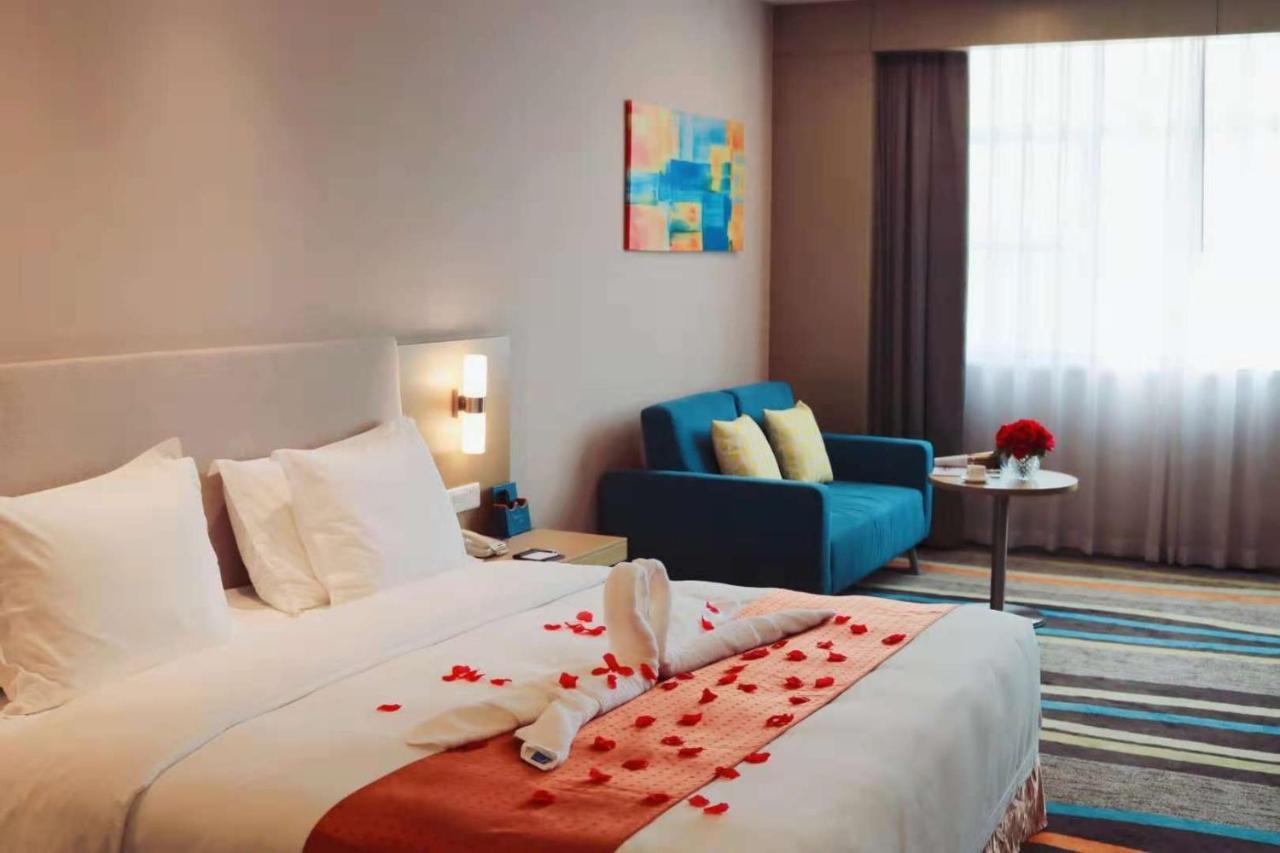 Guangzhou Baiyun Airport Rejoice By Argyle Hotel Rehe Metro Exit B --Free Shuttle Bus Is Provided During The 137Th Canton Fair Ngoại thất bức ảnh